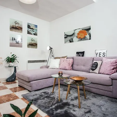 아파트 Nora 마카르스카