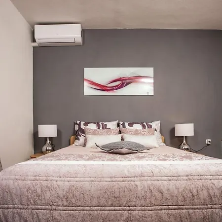 Apartman Nora