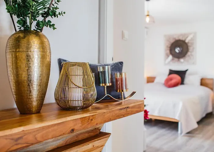 Nora Lägenhet Makarska