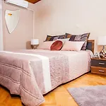 Nora Apartamento Makarska