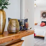 Nora Apartamento Makarska